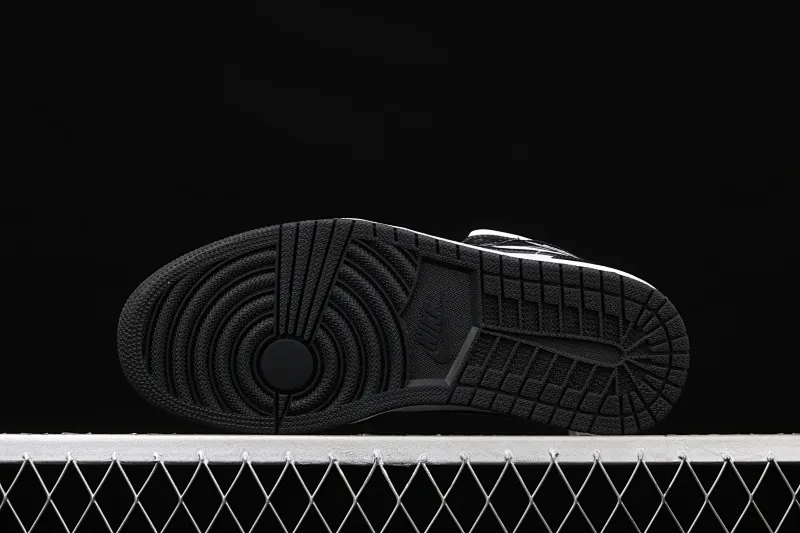 All Categories Air Jordan Jordan Series Basketball Shoes Air Jordan 1 Mid Air Jordan 1 Mid "All-Star" AJ1 Joe 1 China All-Star Black and White Patent Leather Mid-top Versatile Casual Sports Shoes DD1649-001
